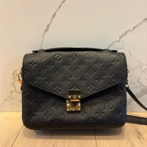 Louis Vuitton Pochette Metis - Black empreinte